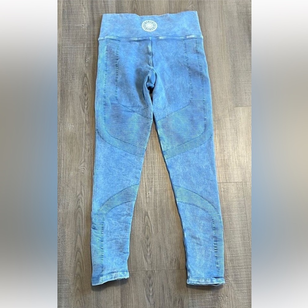 Soul cycle by Nux Women Medium Seamless Skull Jacquard Leggings Blue High Waist